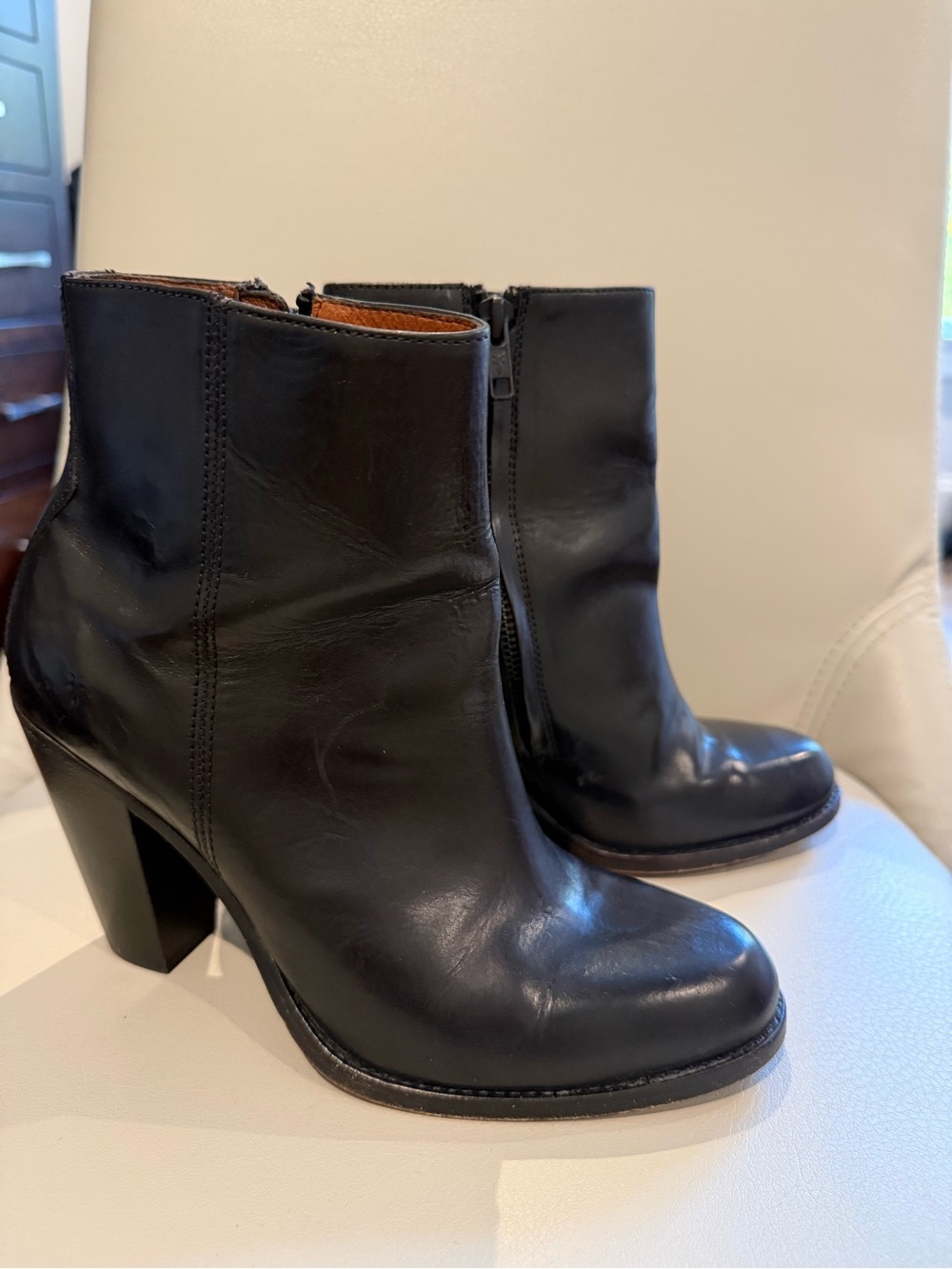Frye Jenny Women's Black Leather Ankle Boots Size 7